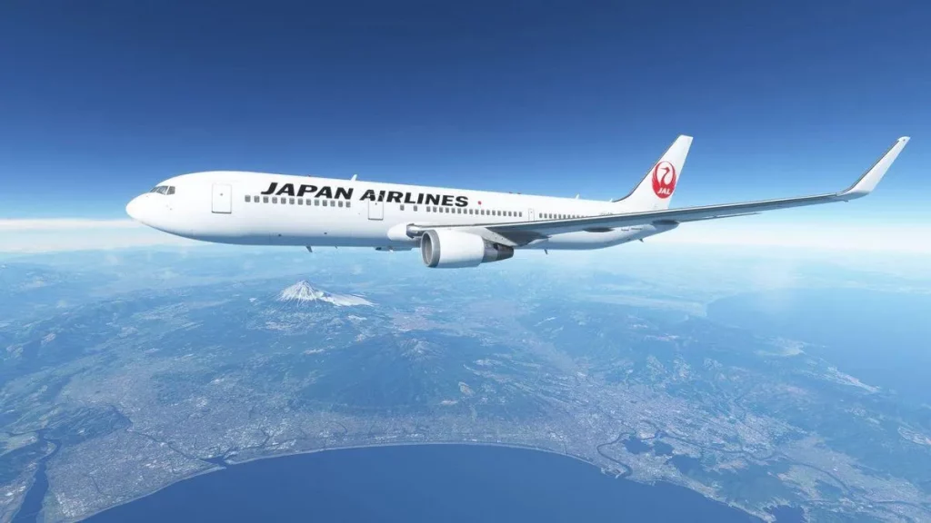 Scalable flight training simulator for airlines and training centers